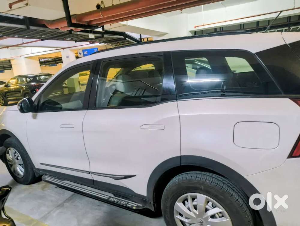 Mahindra Xuv700 Petrol 2024