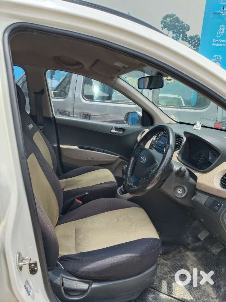 Hyundai Grand I10 Magna O At Petrol, 2015, Petrol