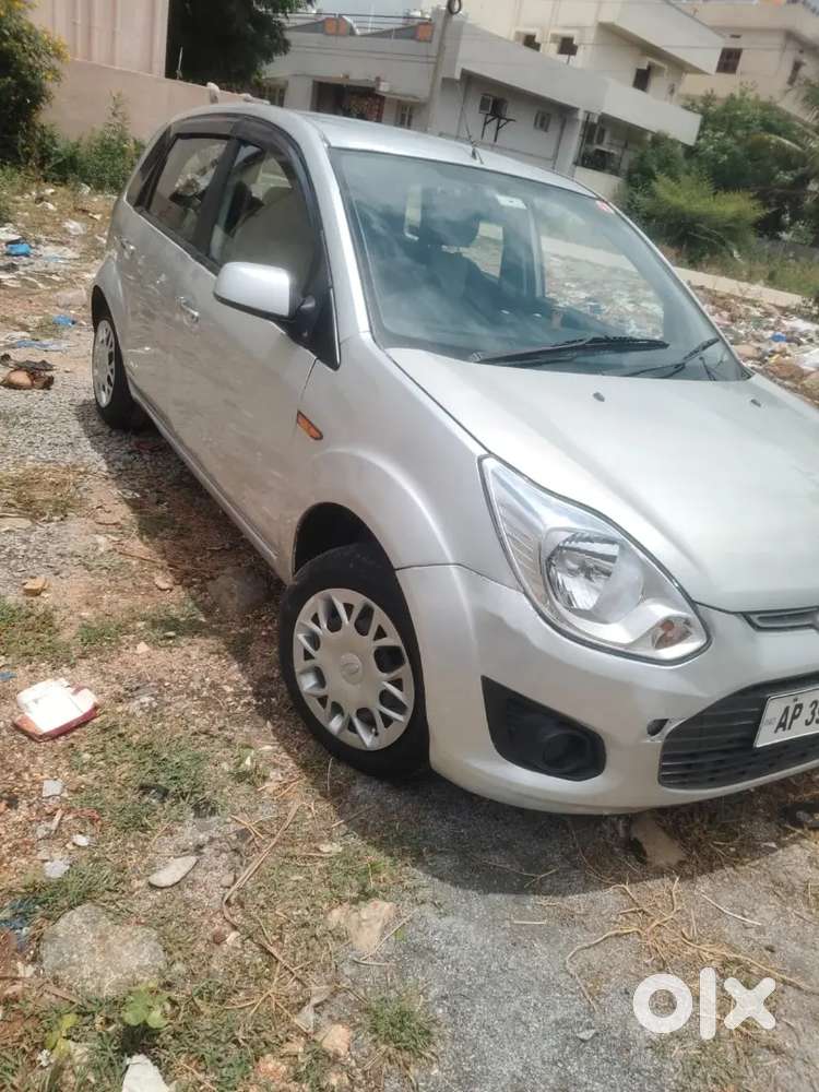 Ford Figo Diesel 2015 Insurance Ok Seal 4 Tires Sworuom Good Condition