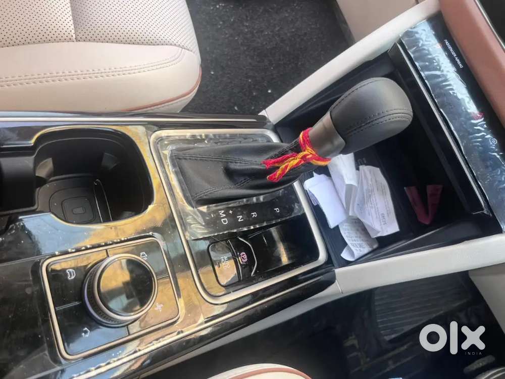 Mahindra Xuv 7xo 2026 Petrol Well Maintained
