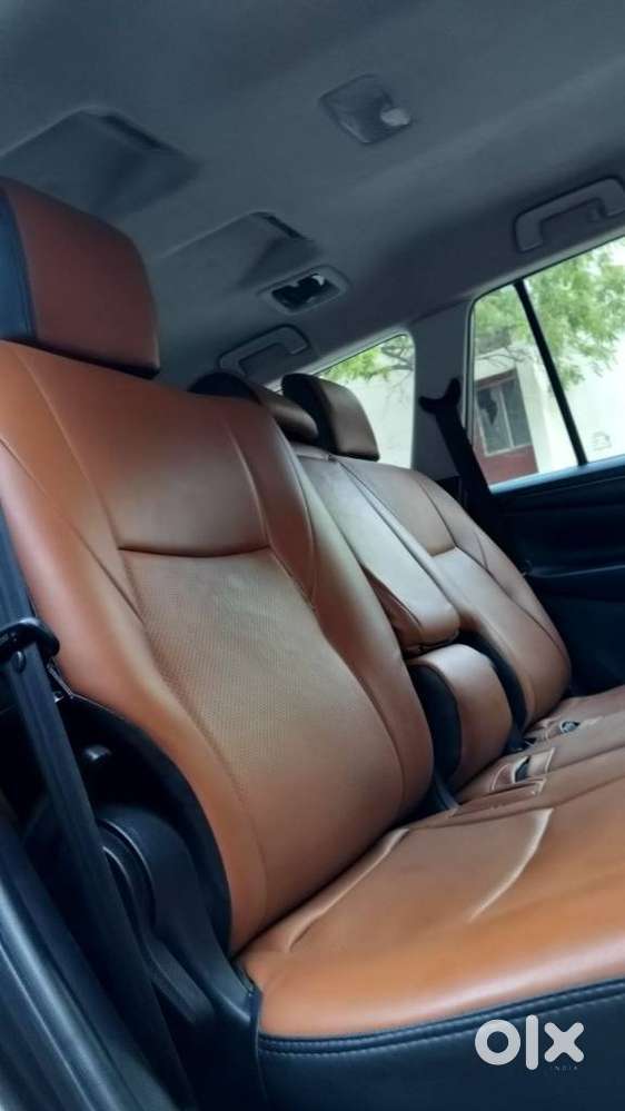 Toyota Innova Crysta 2.4 G Mt, 2018, Diesel
