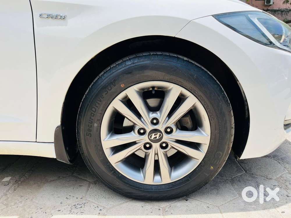 Hyundai Elantra Sx Optional 1.6 Diesel, 2018, Diesel