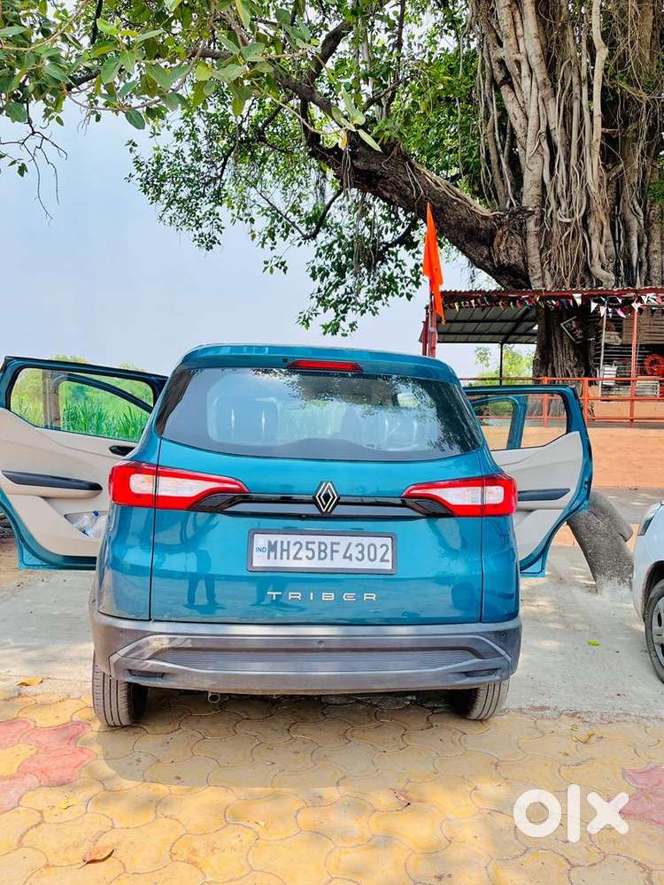 Renault Triber 2025 Petrol 3596 Km Driven