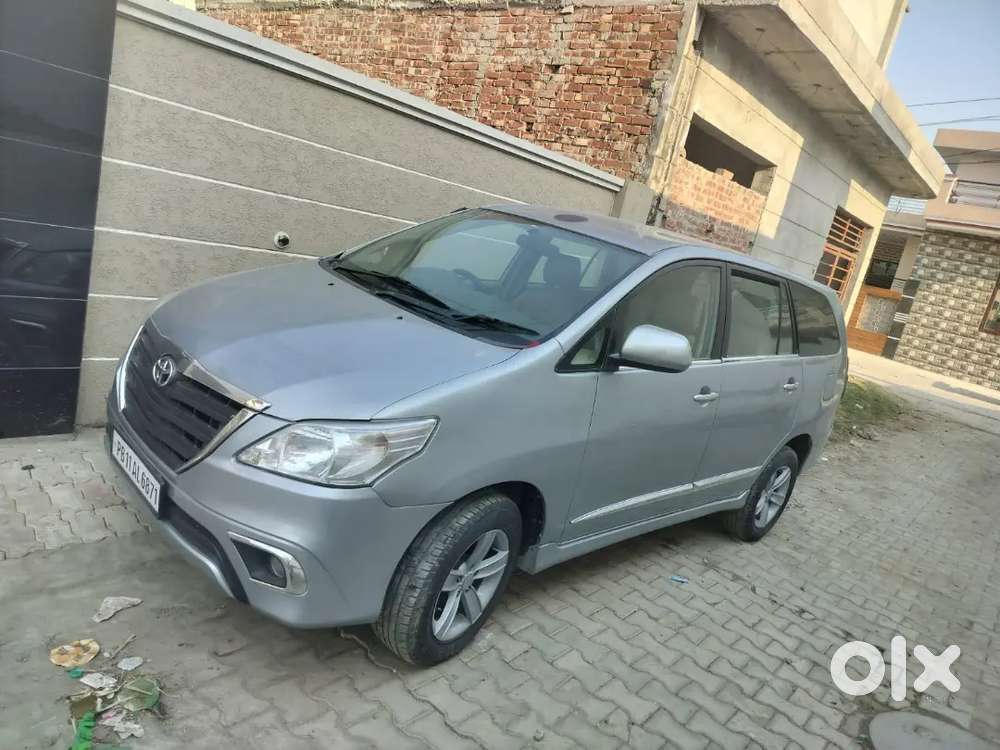 Toyota Innova 2007 Diesel 235000 Km Driven