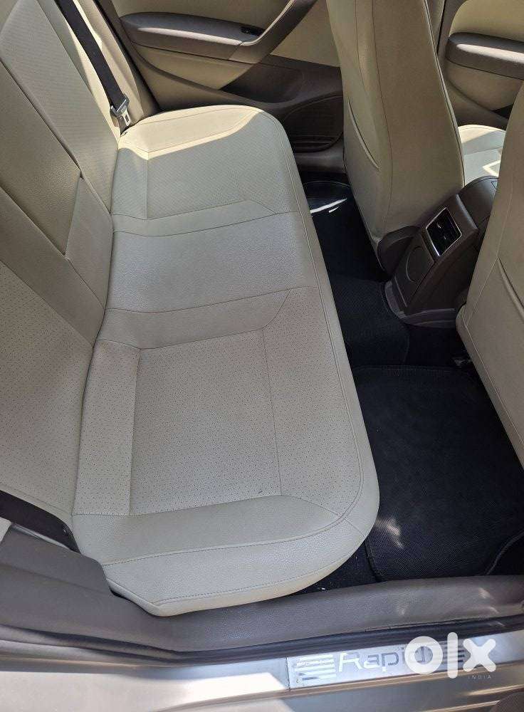 Skoda Rapid 1.5 Elegance Tdi Mt, 2015, Diesel