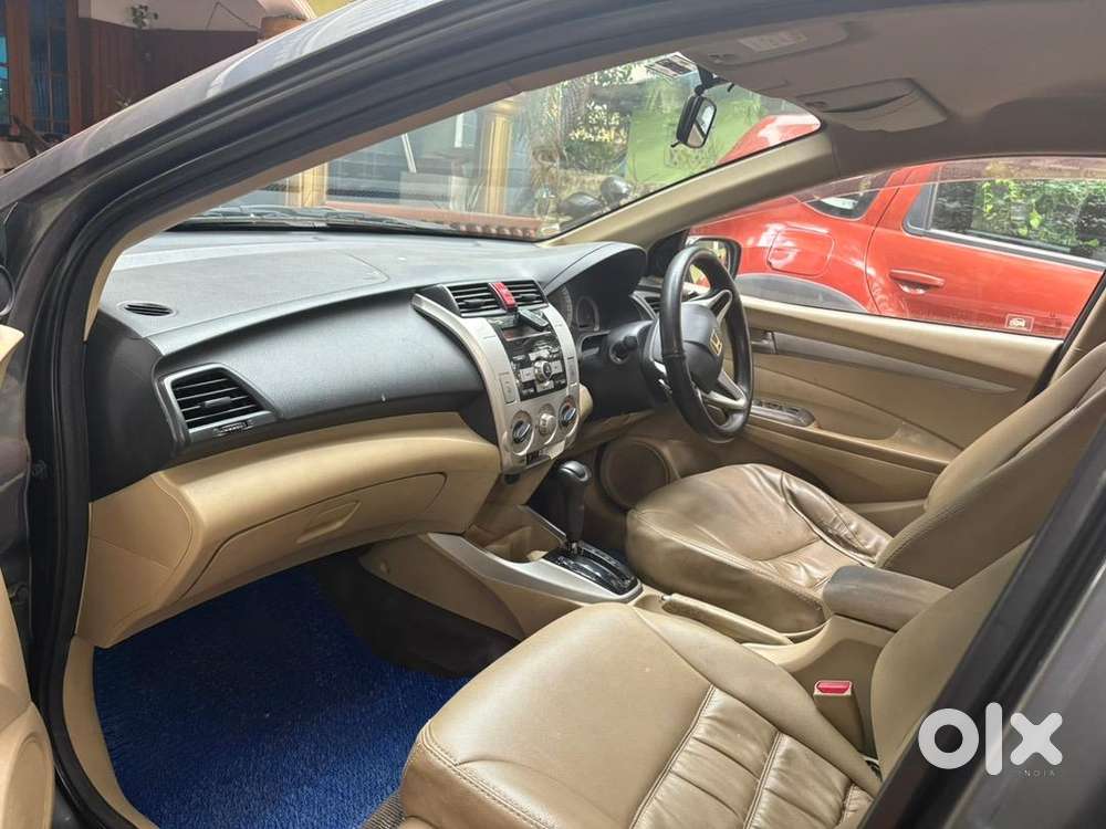 Honda City 2010 Cng & Hybrids 105000 Km Driven