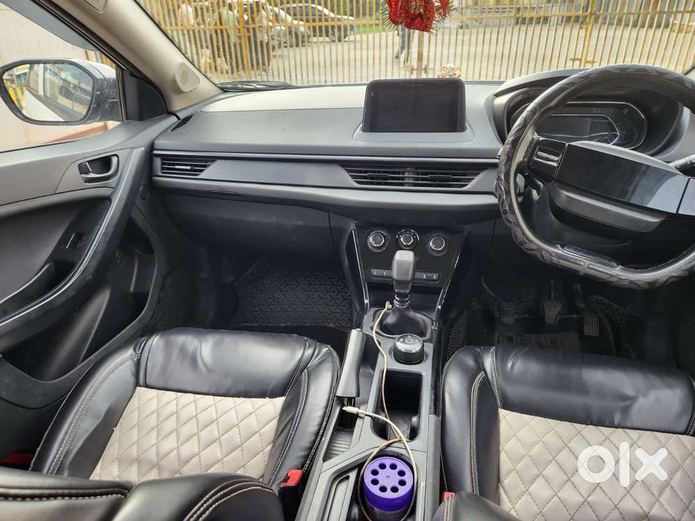 Tata Nexon 1.5 Revotorq Xm (s), 2024, Petrol
