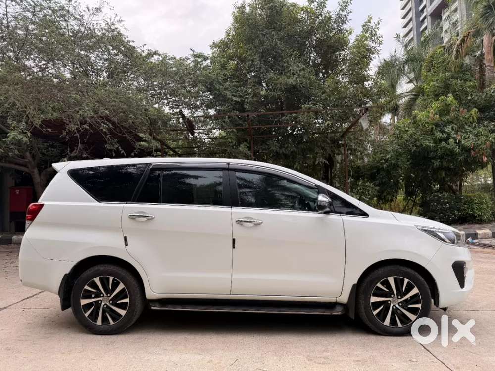 Toyota Innova Crysta [2020-ongoing] 2.4 Zx At 7 Str, 2022, Diesel