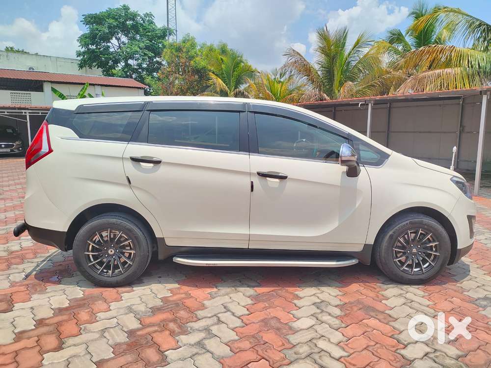 Mahindra Marazzo, 2019, Diesel