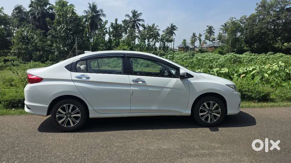 Honda City 1.5 V 2021