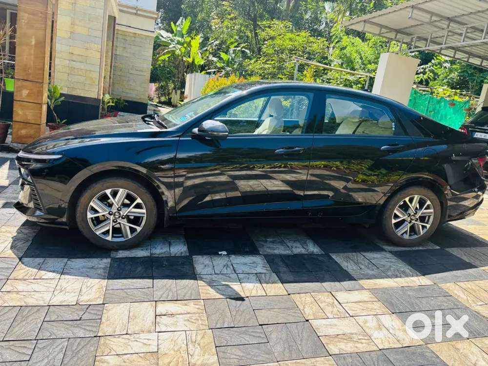 Hyundai Verna 2023 Petrol 42700 Km Driven