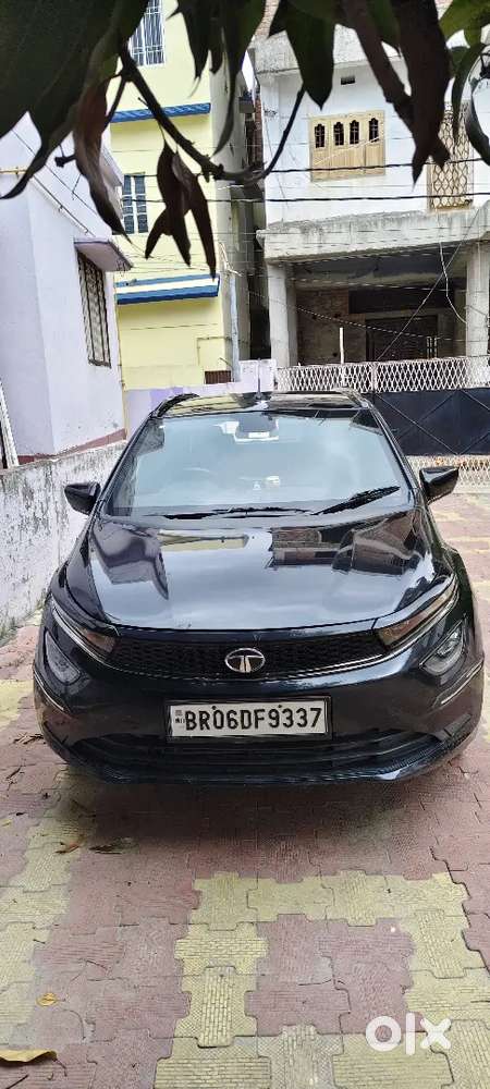 Tata Altroz Xt Dark 2023 Edition Petrol