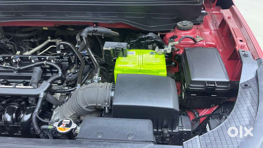Hyundai Venue Sx Dual Tone, 2022, Petrol