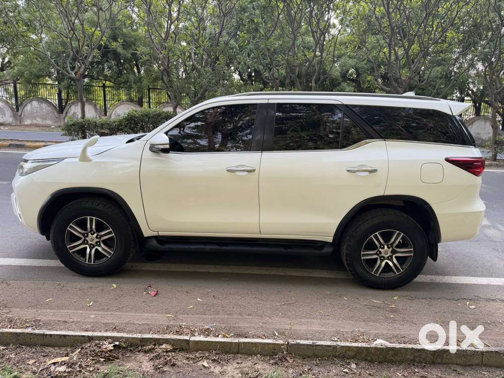 Toyota Fortuner 4x2 At 2.8 Diesel, 2017, Diesel