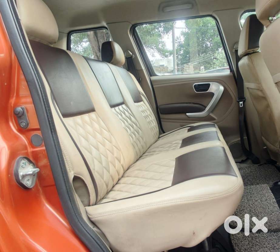 Mahindra Tuv 300 T8, 2016, Diesel