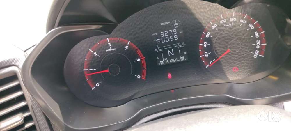 Mahindra Xuv300 W6 Diesel, 2022, Diesel
