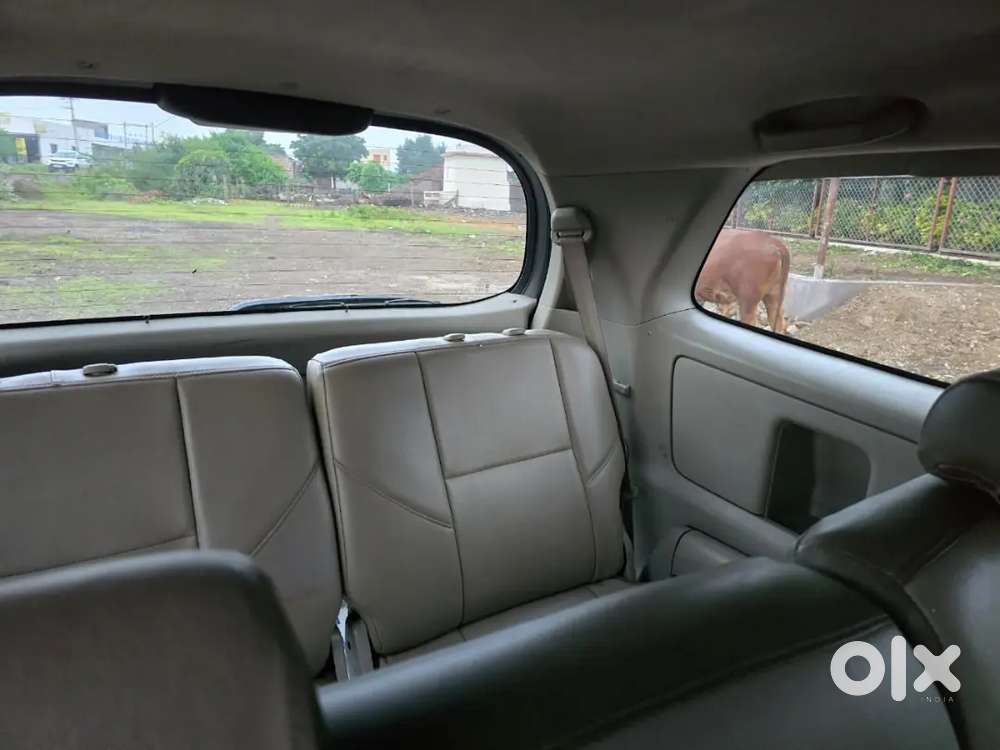 Innova 2013 Well Maintained