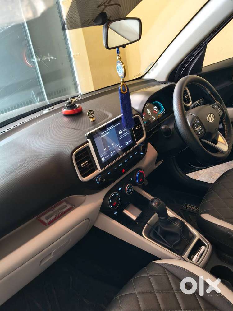 2025 Hyundai Venue Cng