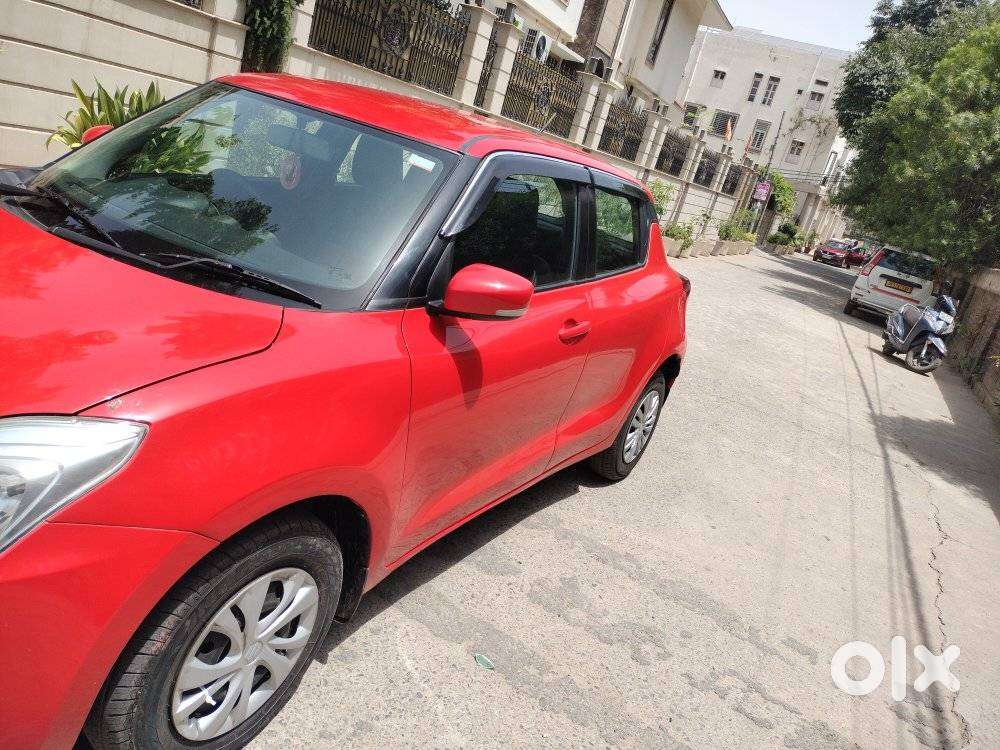 Maruti Suzuki Swift Vxi Abs Bsiv, 2019, Petrol