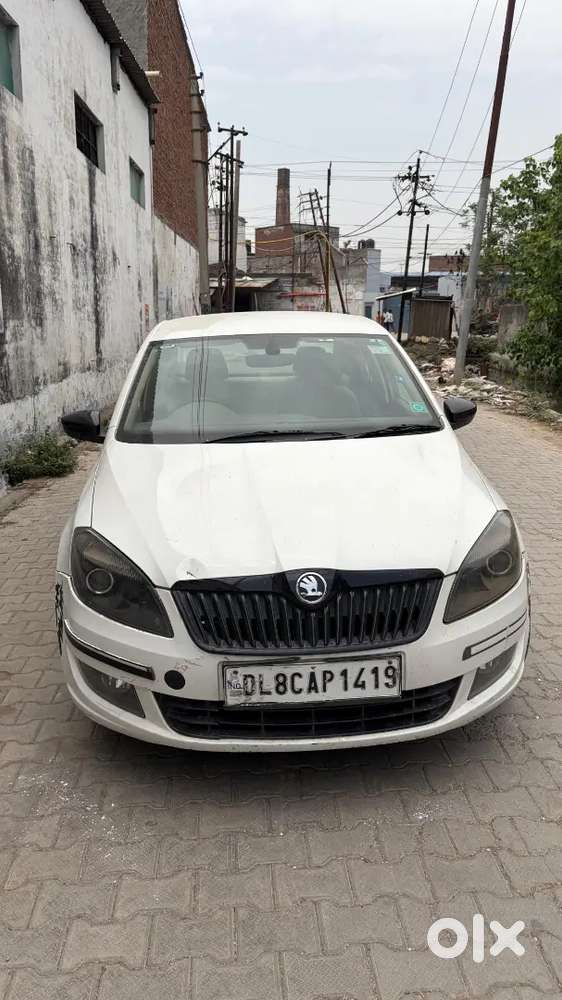 Skoda Rapid 2016 Petrol 60000 Km Driven