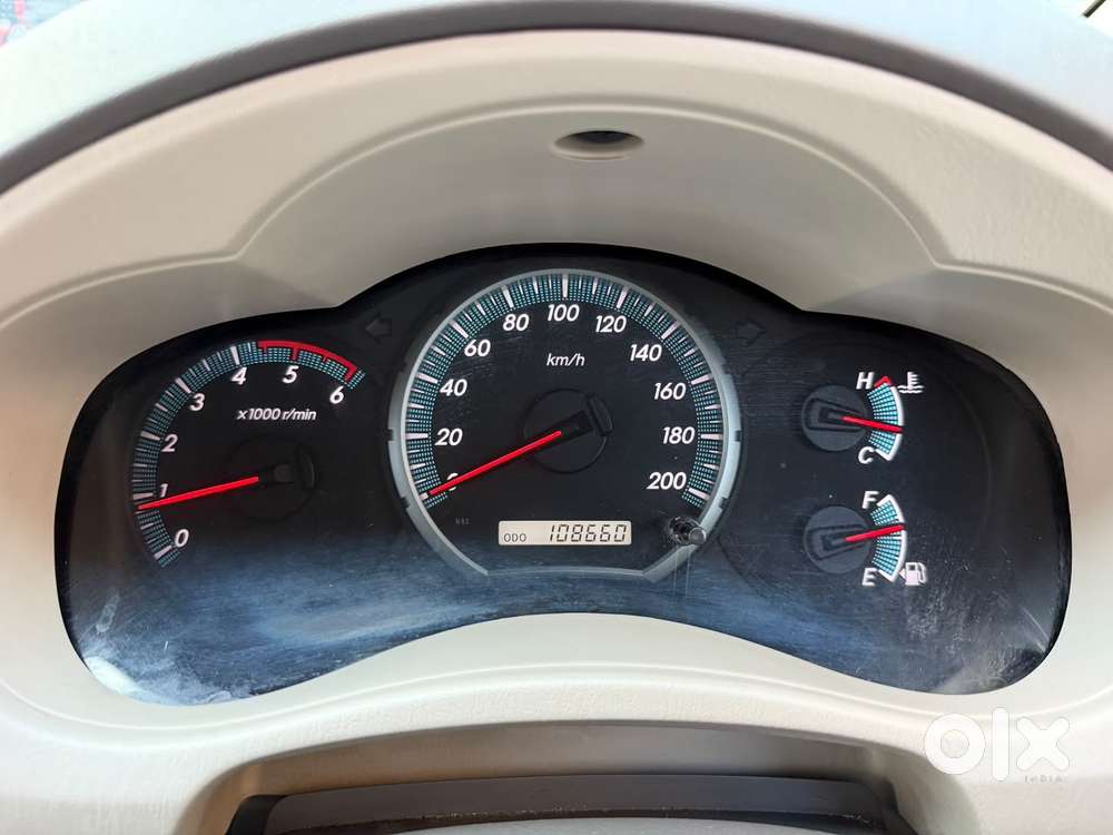 Toyota Innova [ ] 2.5 V Diesel 7 Str, 2013, Diesel