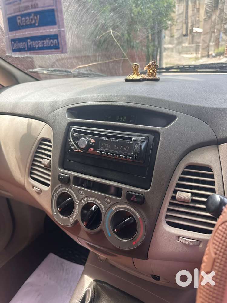 Toyota Innova 2011 Diesel 148575 Km Driven