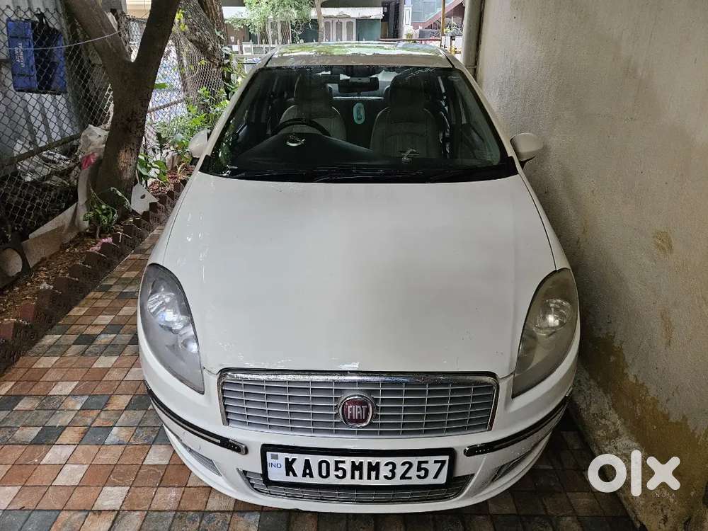 Fiat Linea Emotion Dec-2012 Petrol