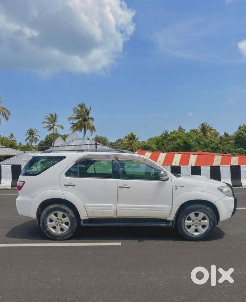 Toyota Fortuner 3.0 4x4 Manual, 2010, Diesel
