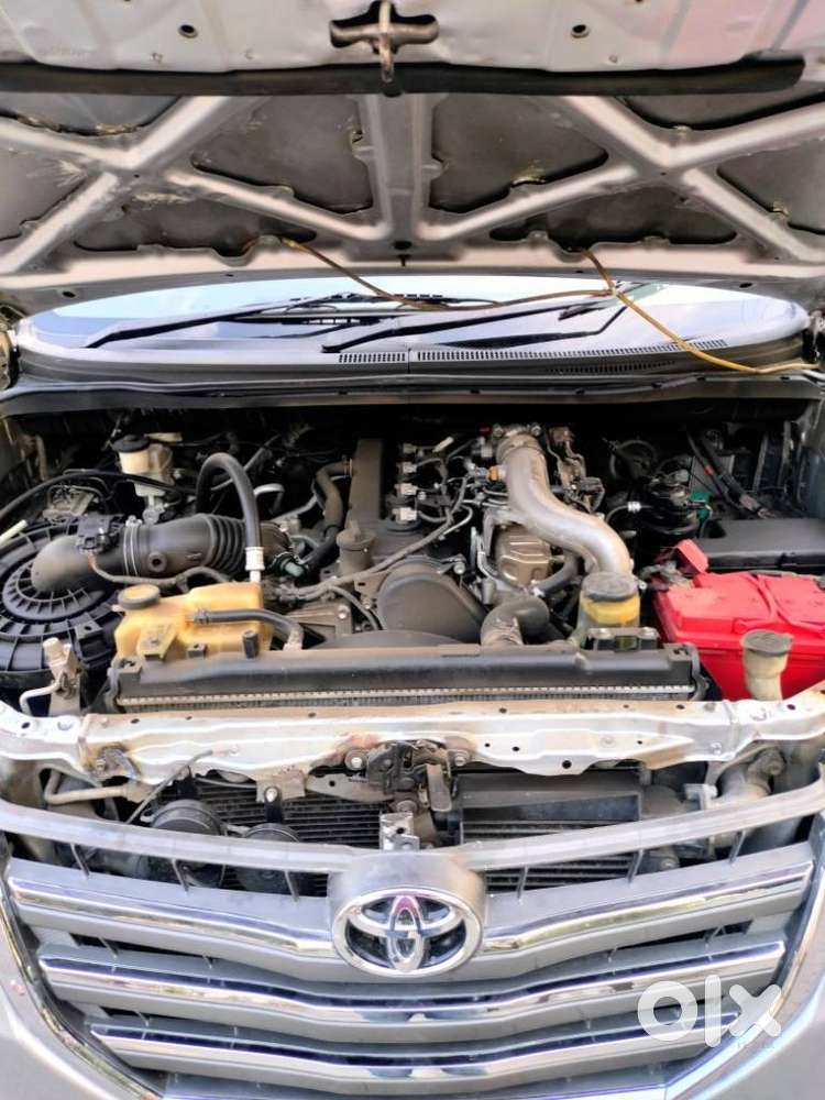 Toyota Innova 2.5 G (diesel) 8 Seater Bs Iv, 2013, Diesel