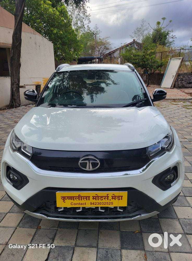 Tata Nexon 1.5 Revotorq Xza Plus Dual Tone Roof Amt, 2021, Diesel