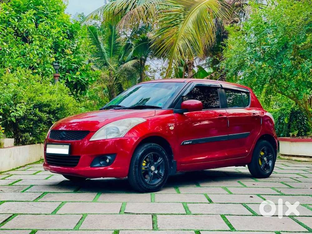 Maruti Suzuki Swift Lxi Optional-o, 2012, Petrol