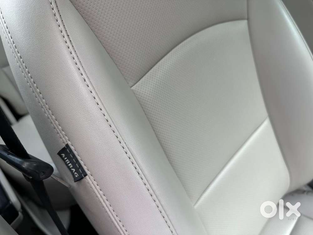 Mahindra Xuv300 W8 (o) 1.5 Diesel Amt, 2020, Diesel