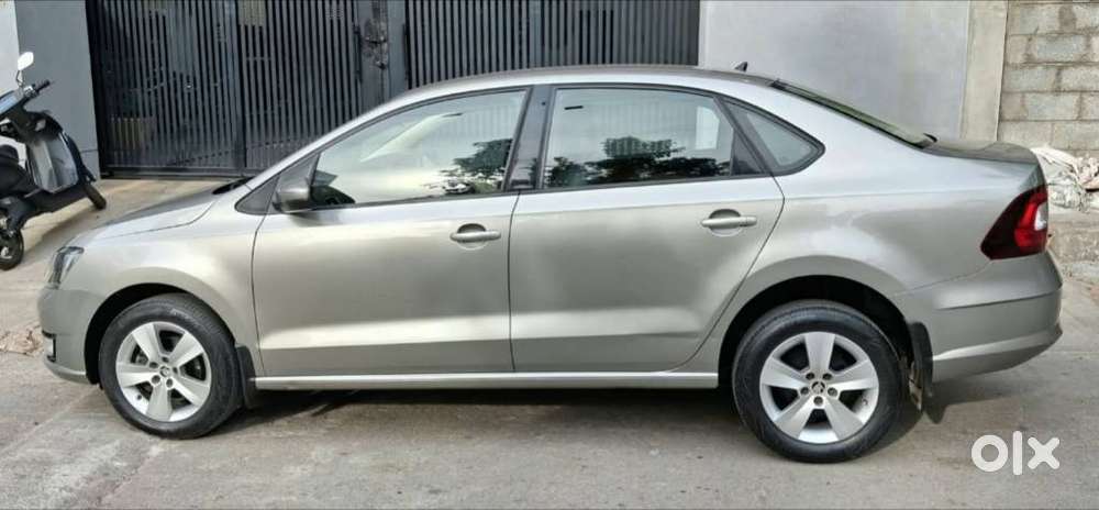 Skoda Rapid 1.6 Mpi Ambition, 2018, Petrol