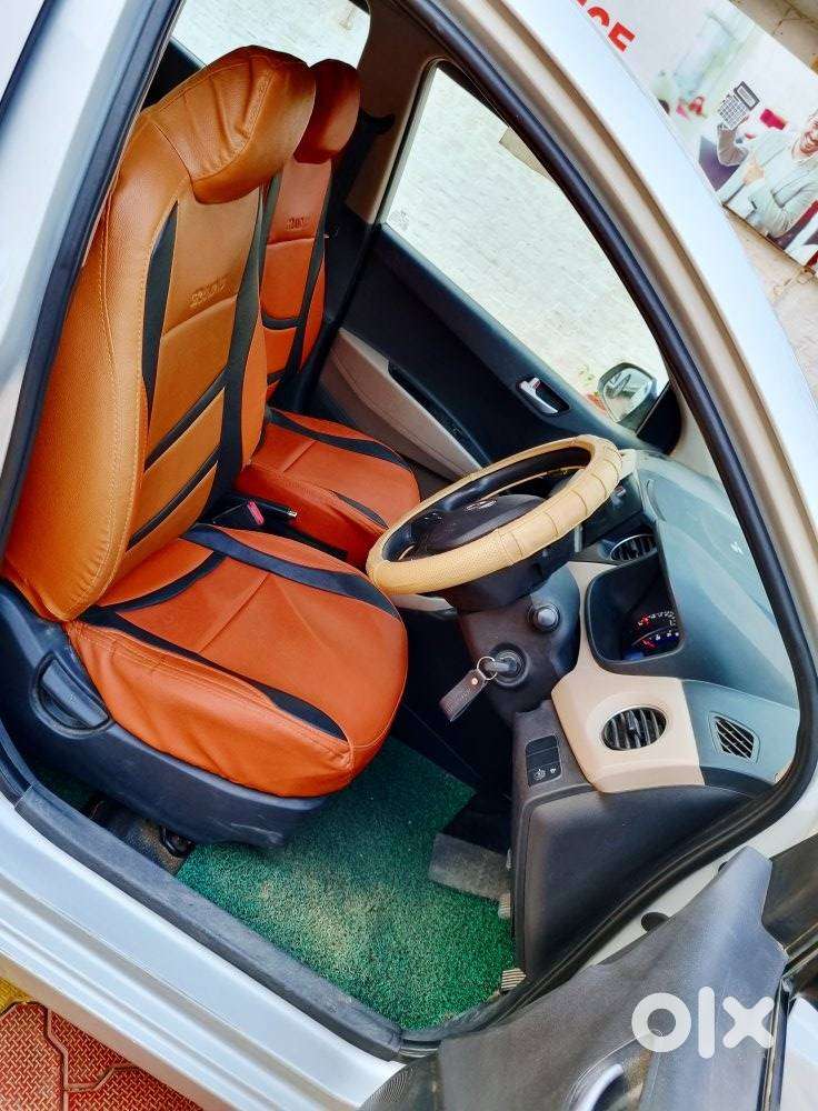 Hyundai I10 Sportz, 2017, Petrol