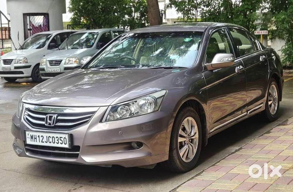 Honda Accord 2.4 Manual, 2012, Petrol