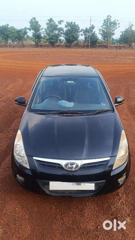 I 20  Asta, Diesel  Black Colour