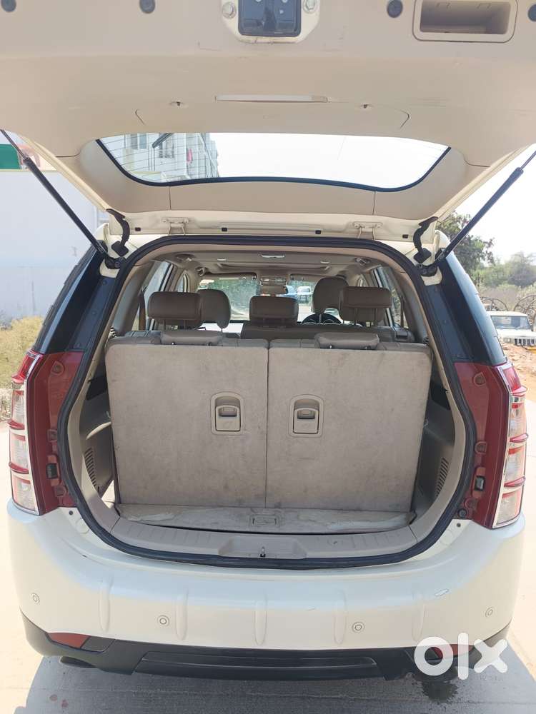 Mahindra Xuv500 At W10 Awd, 2016, Diesel