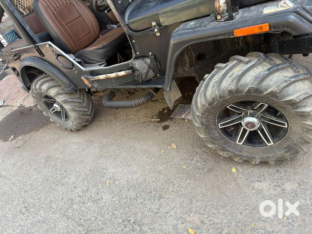 Mahindra Modified Off-road Jeep