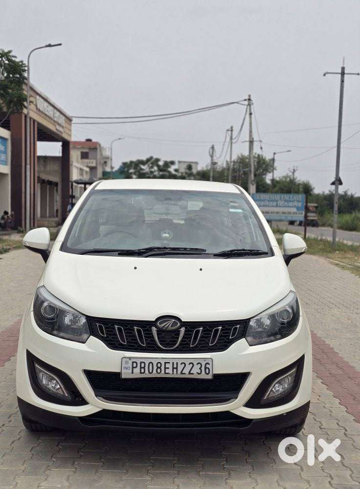 Mahindra Marazzo M6 8str, 2019, Diesel