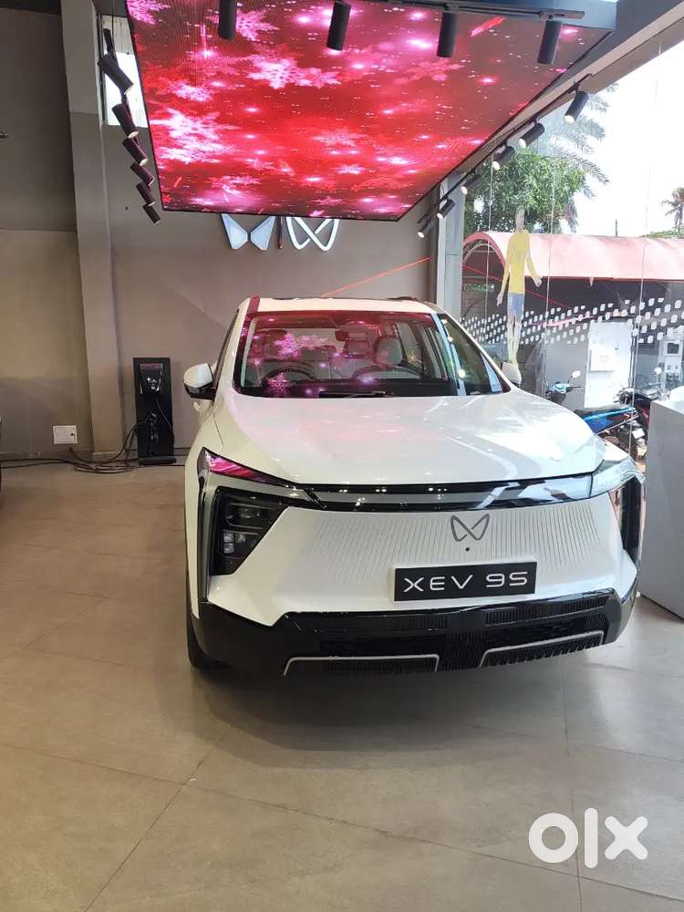 Mahindra Xev9s 2025 Showroom Condition