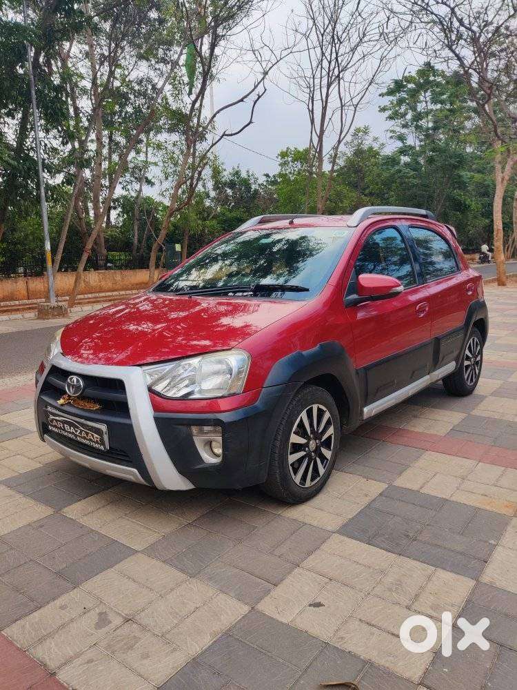 Toyota Etios Cross 1.2l G, 2017, Petrol