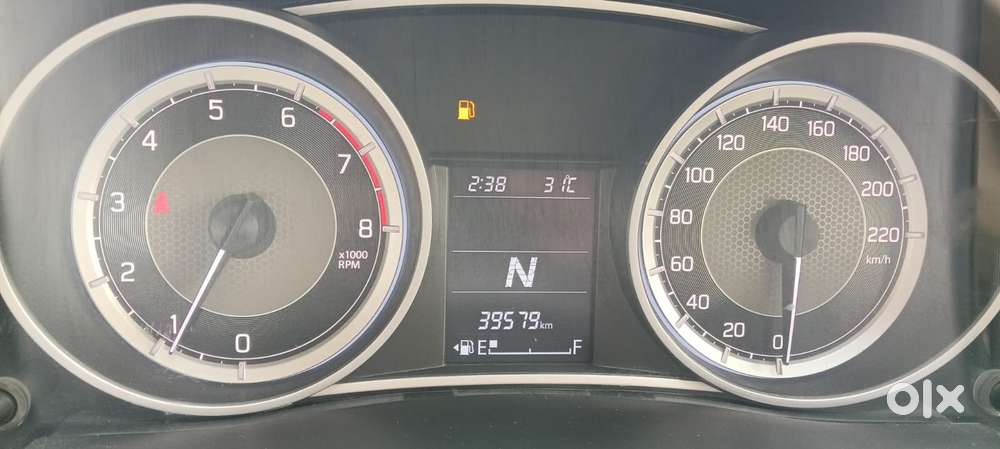 Maruti Suzuki Swift Dzire Vxi(o) Amt, 2023, Petrol