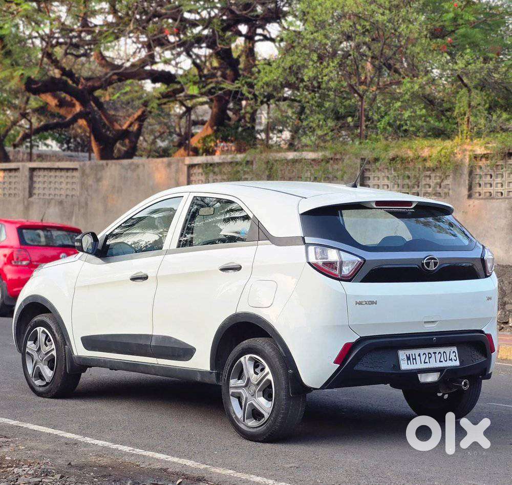 Tata Nexon 1.2 Revotron Xm, 2017, Petrol