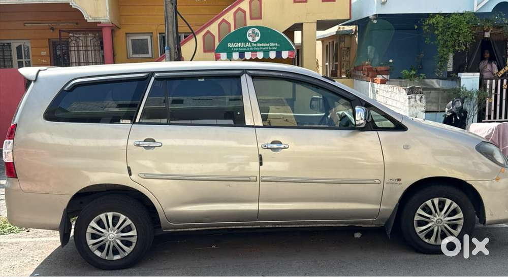 Toyota Innova 2.5 2010