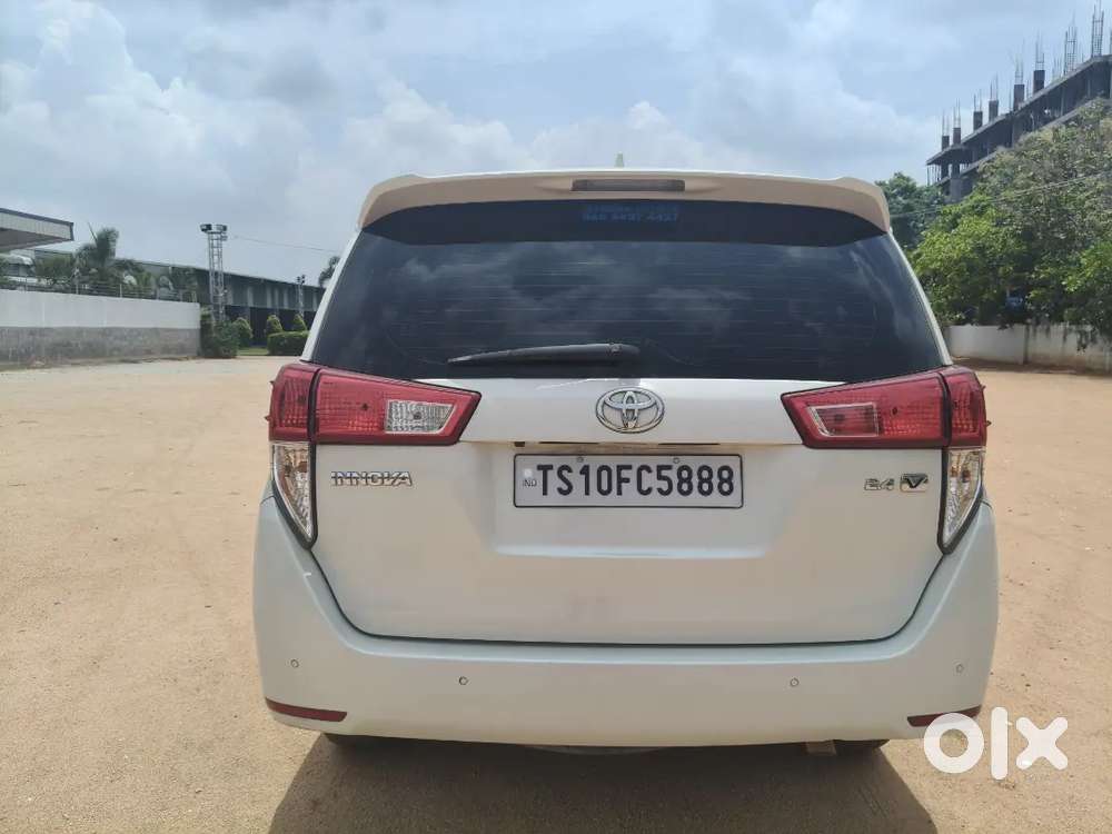 Toyota Innova Crysta 2.4 V 2021 Fancy Number