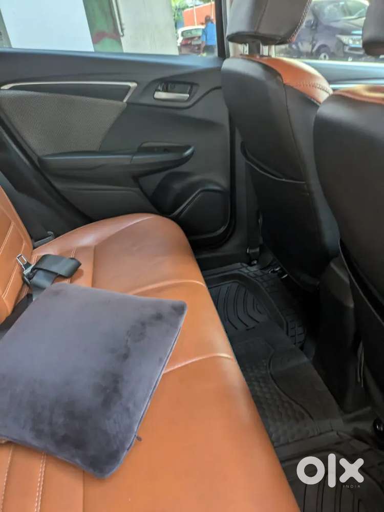 Dealer Service Sparingly Used Honda Wr-v 2018 Diesel 40000 Km Driven