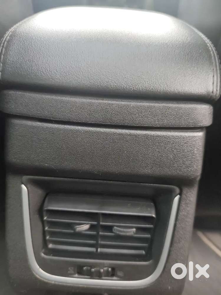 Toyota Hyrider V Neo Drive Awd