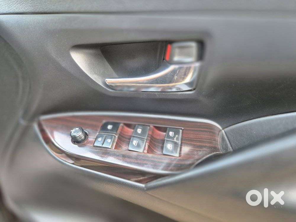 Toyota Innova Crysta 2.8 Gx At, 2017, Diesel