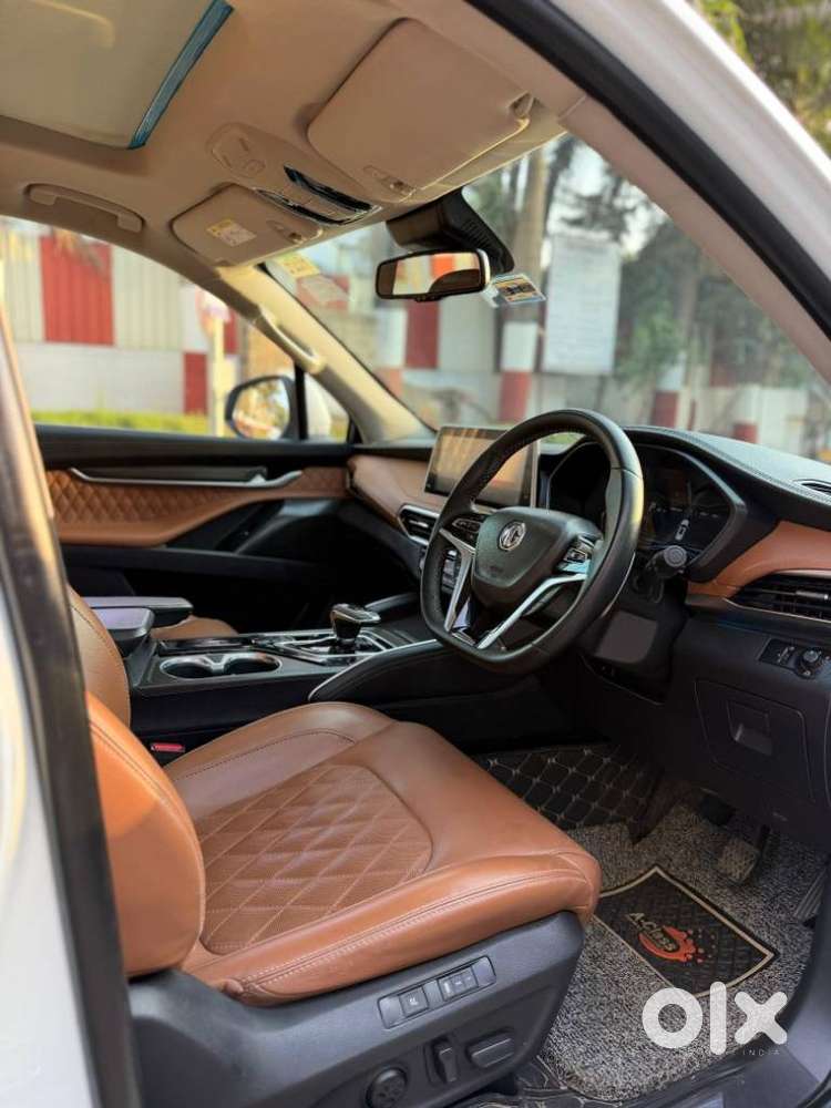 Mg Gloster Savvy 4x2 7str, 2022, Diesel