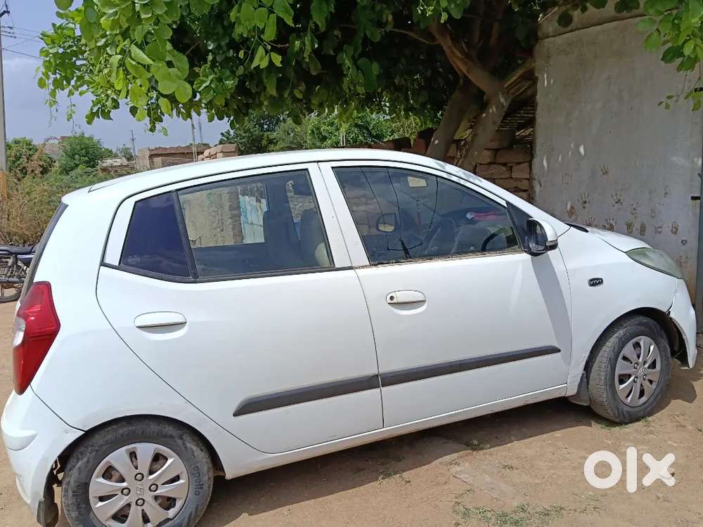 Hyundai I10 Magna 2011 Manual
